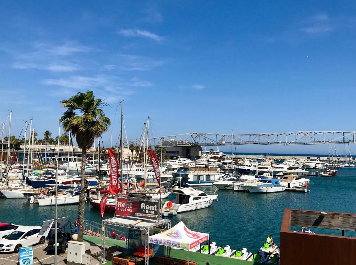 Boat Yacht Barcelona Hotel Sant Adria de Besos Buitenkant foto