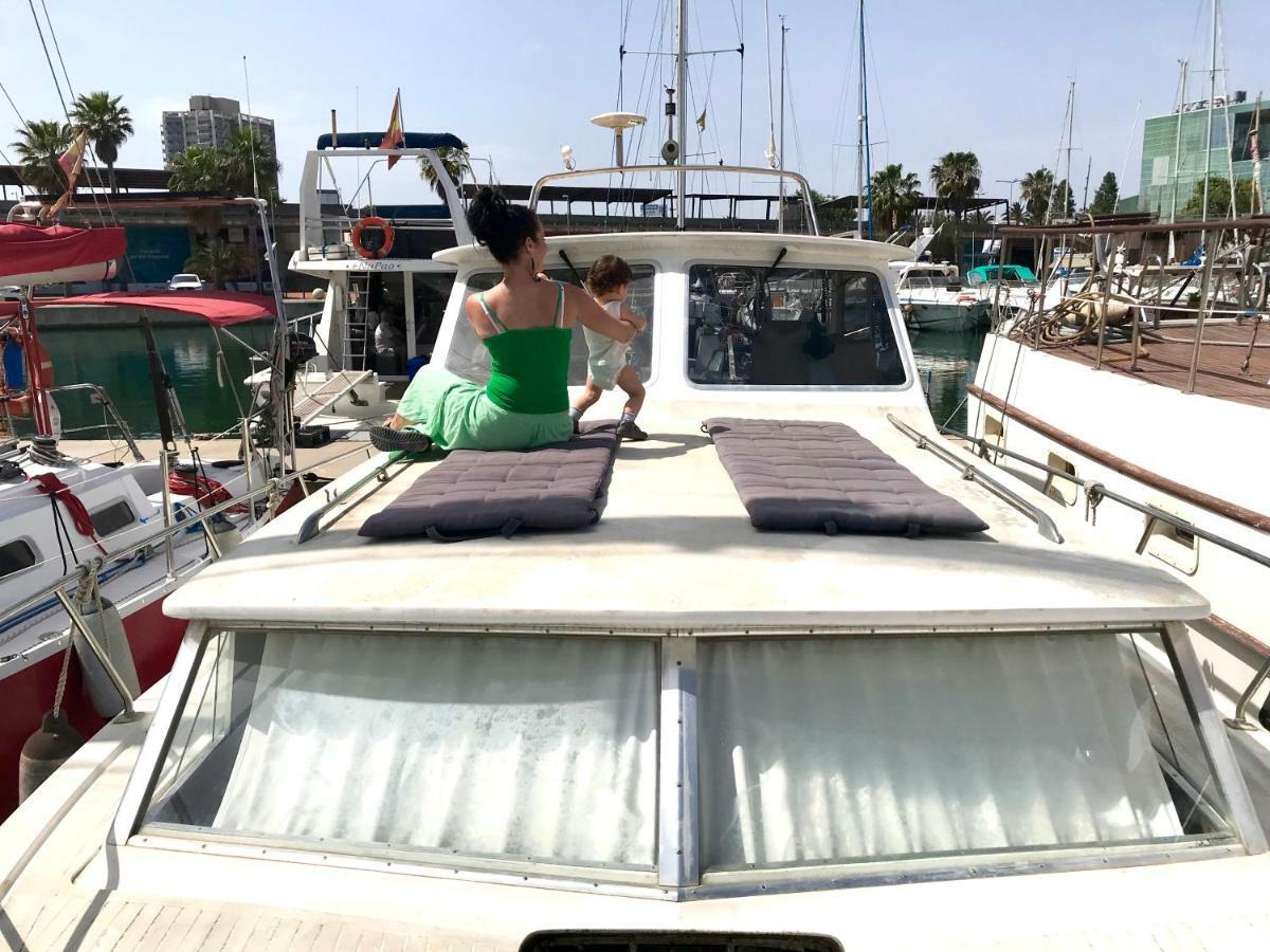 Boat Yacht Barcelona Hotel Sant Adria de Besos Buitenkant foto