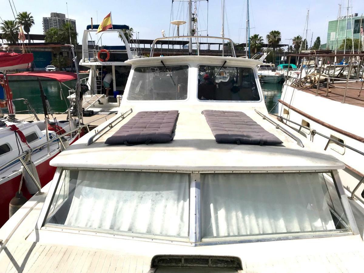 Boat Yacht Barcelona Hotel Sant Adria de Besos Buitenkant foto