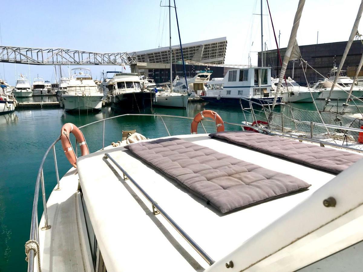 Boat Yacht Barcelona Hotel Sant Adria de Besos Buitenkant foto